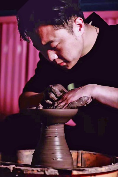 陶瓷故乡塑青春(图1)
