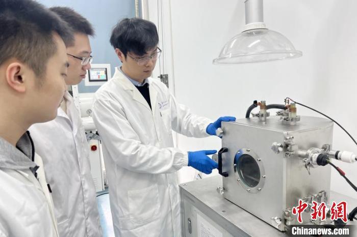 中国科学家成功制备麻将糊了耐2000摄氏度高温陶瓷材料(图2)