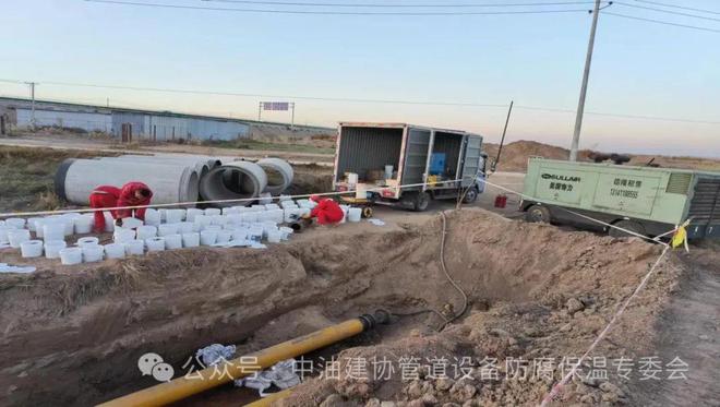 纳米陶瓷耐高温防腐材料在油田高温采出液余热利用示范项目成功应糊了麻将(图1)