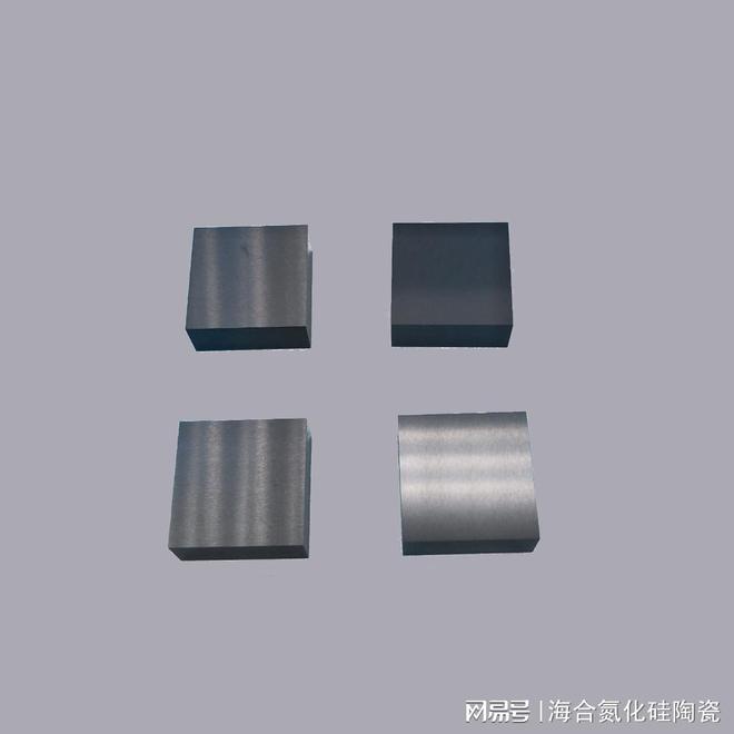 镜面抛光高纯碳化硅陶瓷的热压烧结过程导致材料开裂的原因(图1)